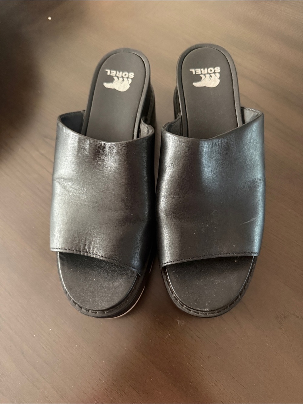 Sorel Black Leather Open-Toe Slide Sandals. Size 9